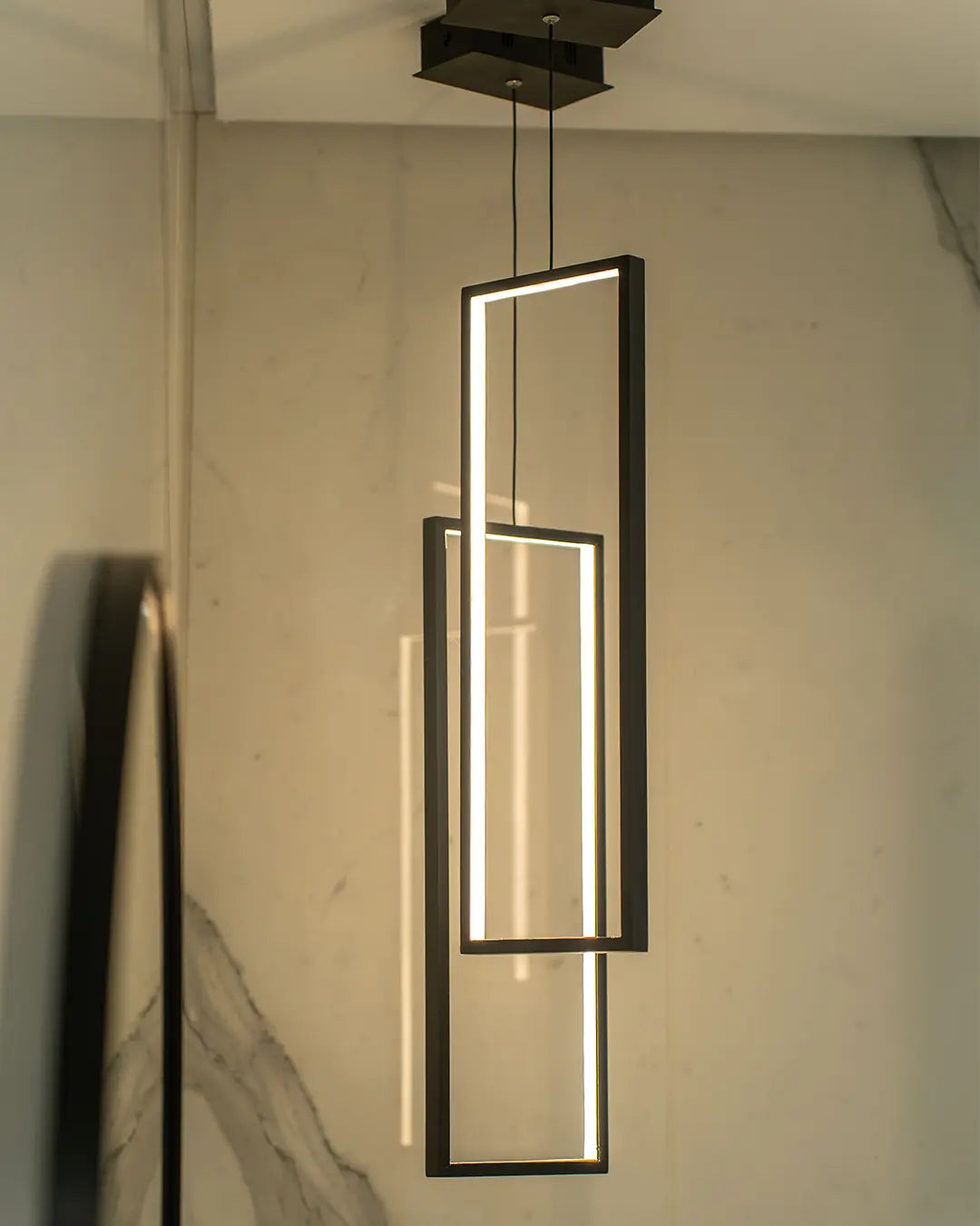 Bound Pendant Light – Modern Warm Glow Lighting