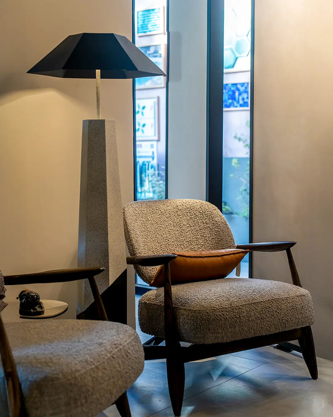 Tokyo Floor Lamp – Contemporary Marble-Inspired Style