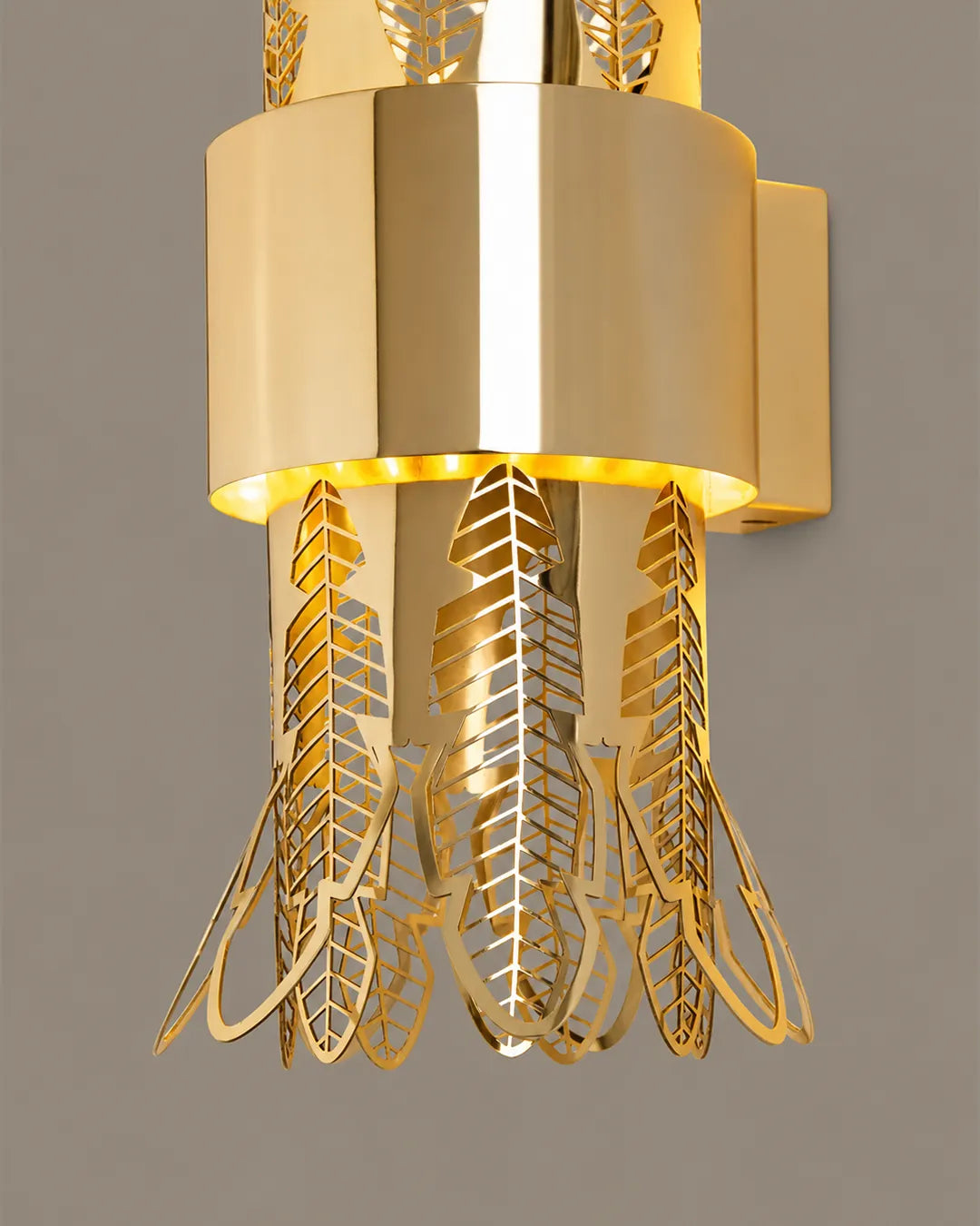 Leaf Wall Lamp – Ancient Egyptian Column-Inspired Decorative Lighting