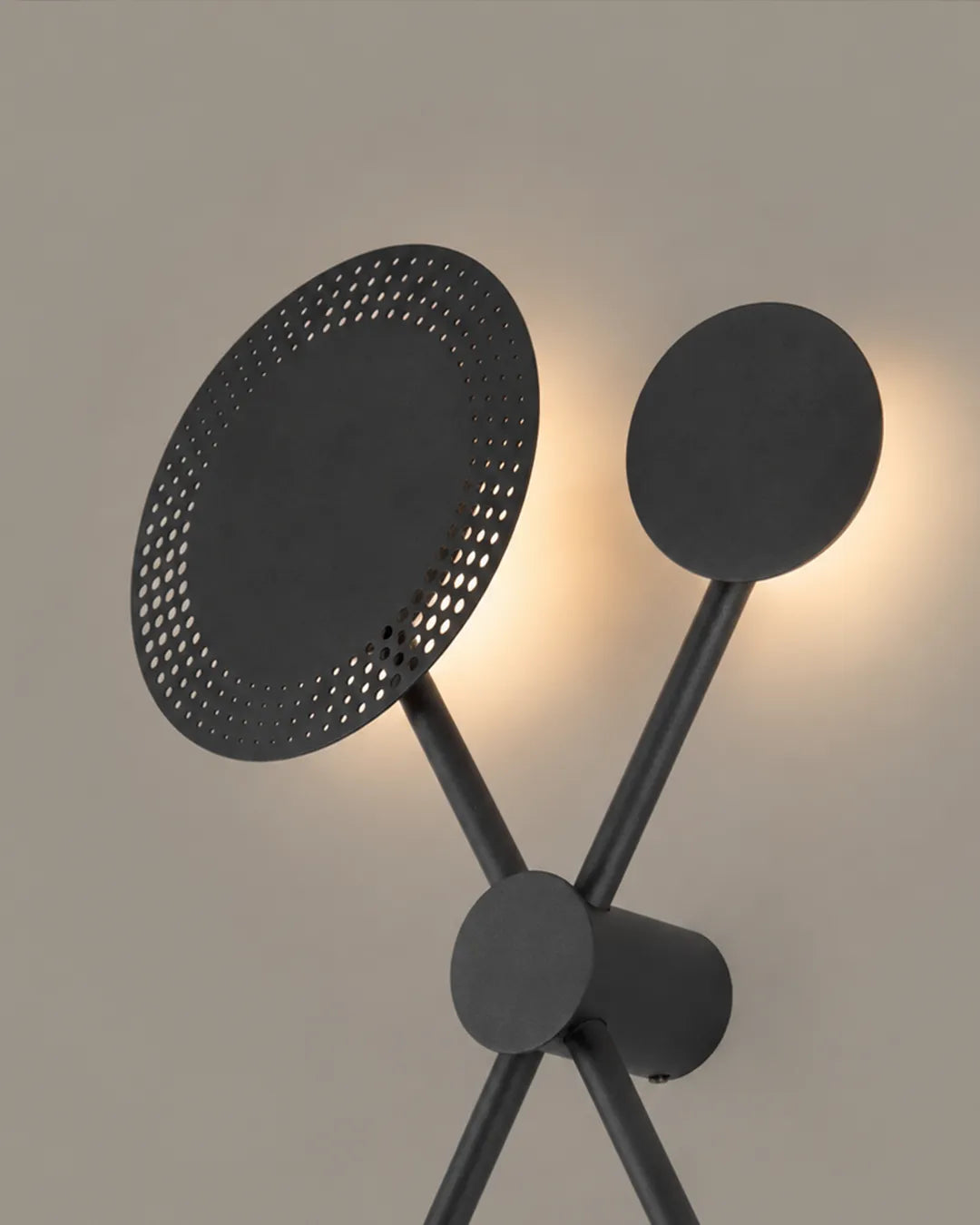 Trio Wall Lamp – Modern 3-Circle Decorative Lighting
