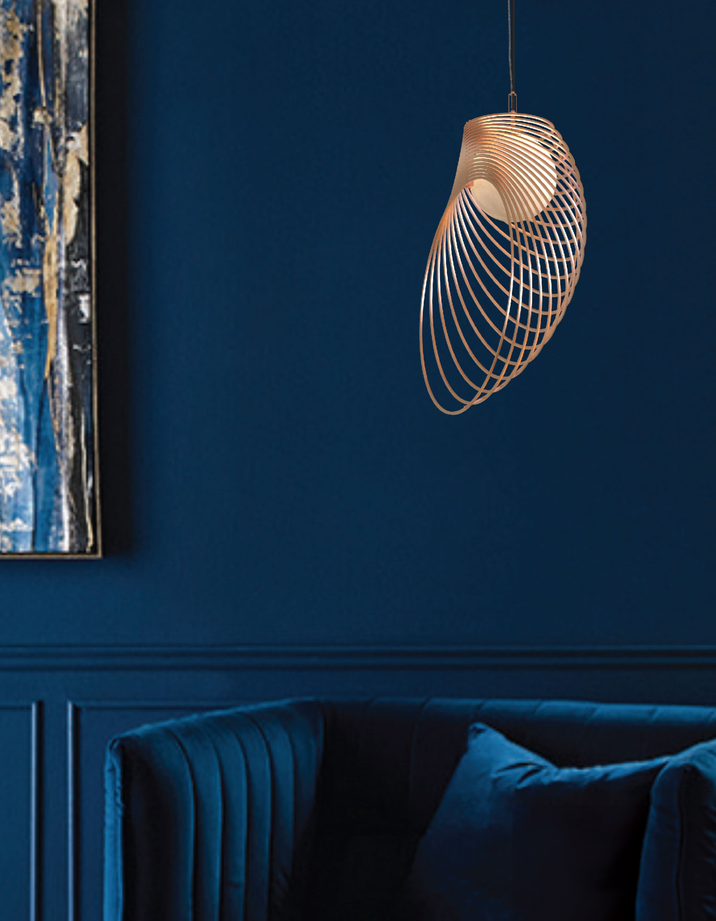 Pearl pendant light with seashell inspired form casting soft ambient light / إضاءة معلقة بتصميم مستوحى من الأصداف تبعث إضاءة ناعمة وأنيقة