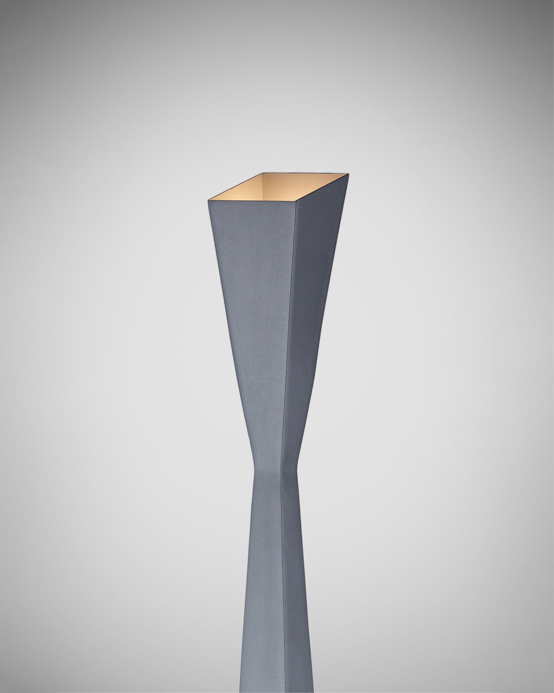 Aura floor lamp with slim modern profile casting soft ambient light / مصباح أرضي بتصميم أنيق ونحيف يوفّر إضاءة هادئة ولمسة عصرية