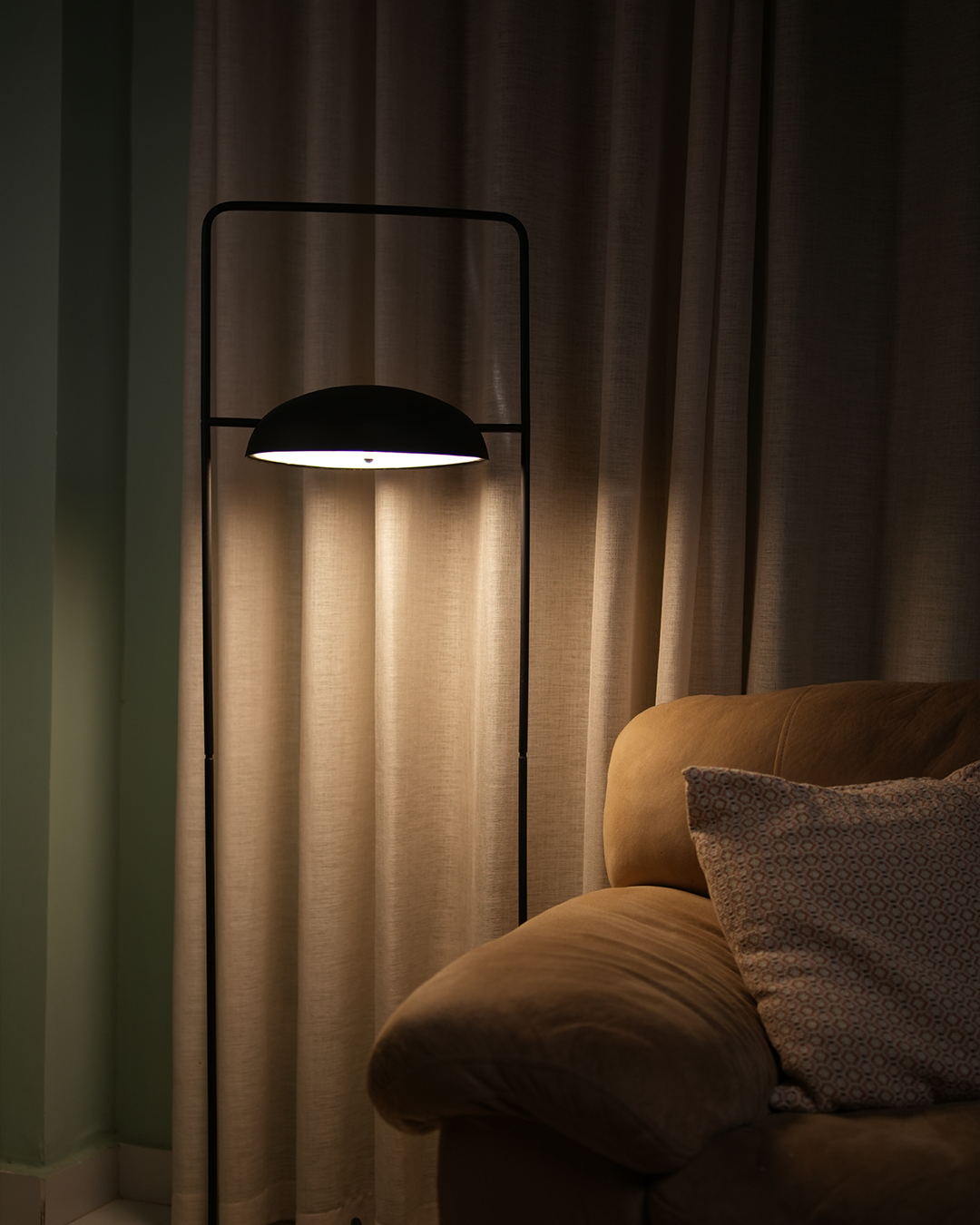 مصباح أرضي من وونغ - البساطة اليابانية