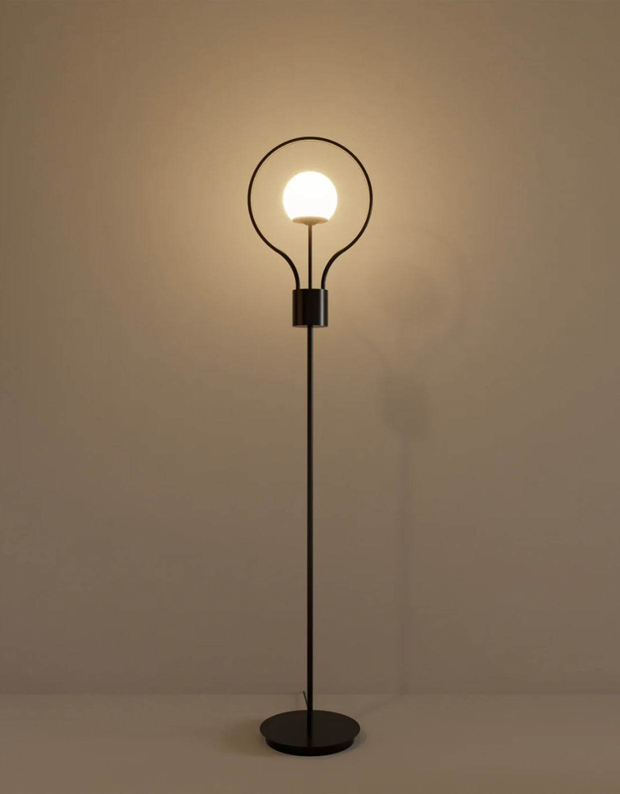 Shell Floor Lamp -Seashell Inspired Design