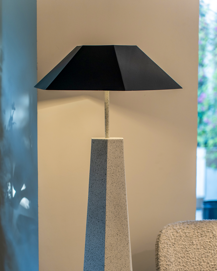 Tokyo Floor Lamp – Contemporary Marble-Inspired Style
