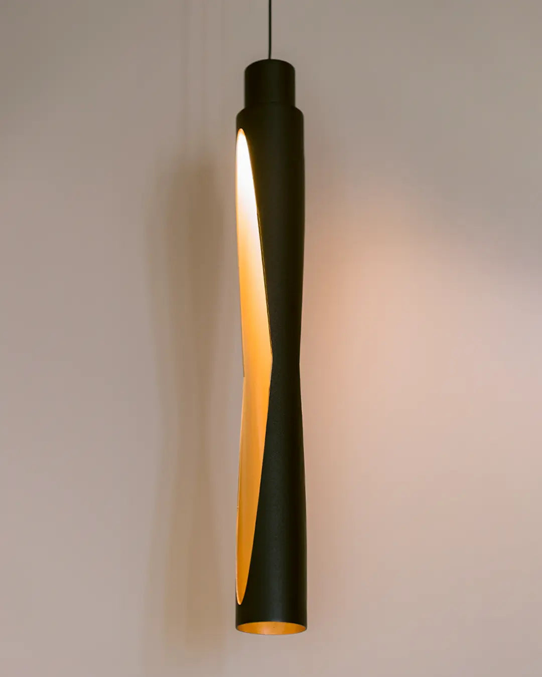 Dew 1 Pendant- Modern Dewdrop-Inspired Decorative Lighting