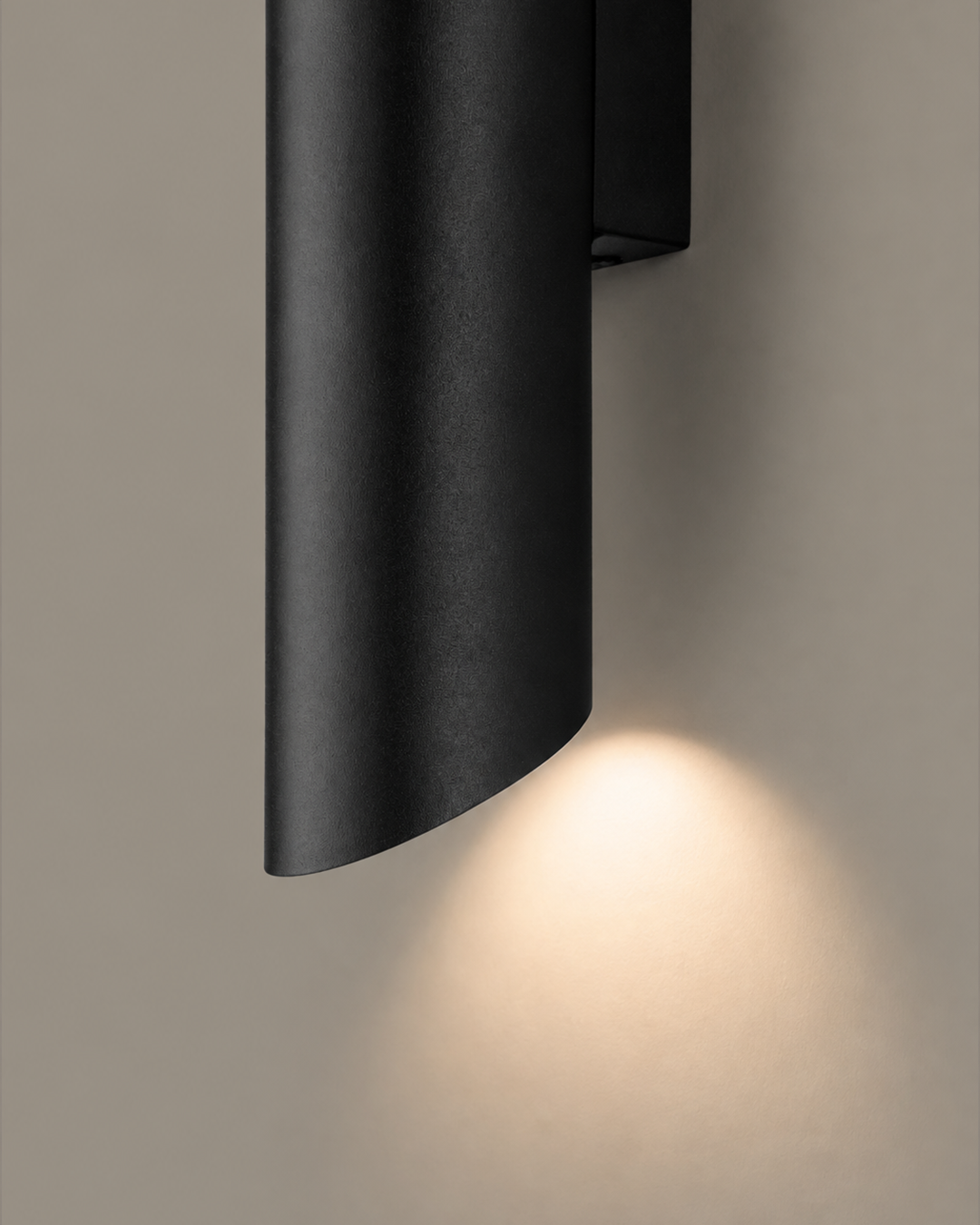 Inverse Wall Lamp – Modern Stainless Steel Indirect Lighting