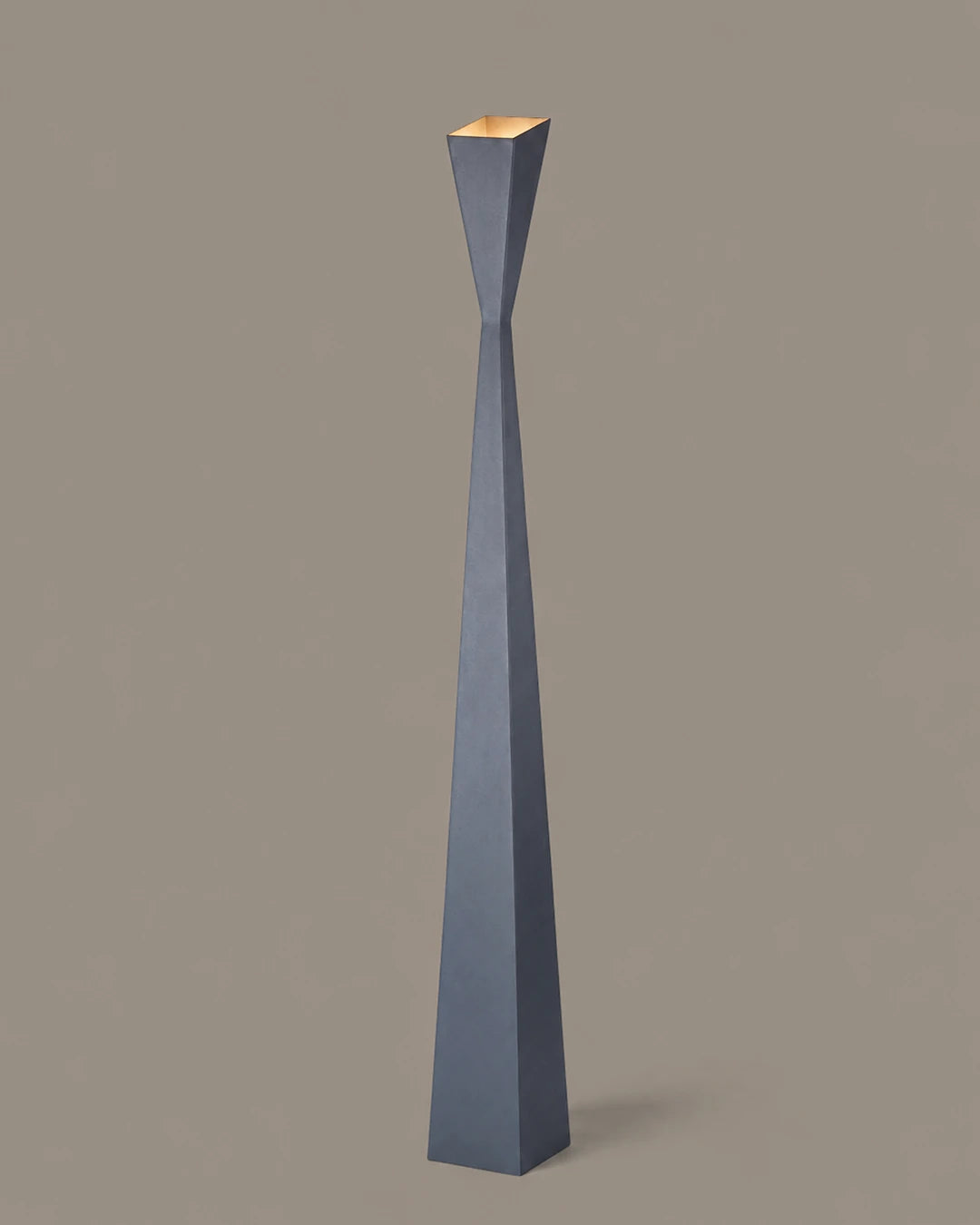 Aura Floor Lamp – Elegant Modern Minimalist Design
