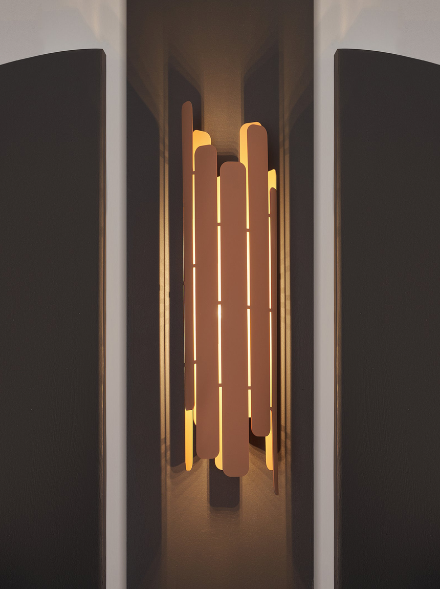 Tempo wall lamp with rhythmic sculptural design casting soft indirect light / مصباح حائط بتصميم إيقاعي نحتي يبعث إضاءة غير مباشرة ناعمة