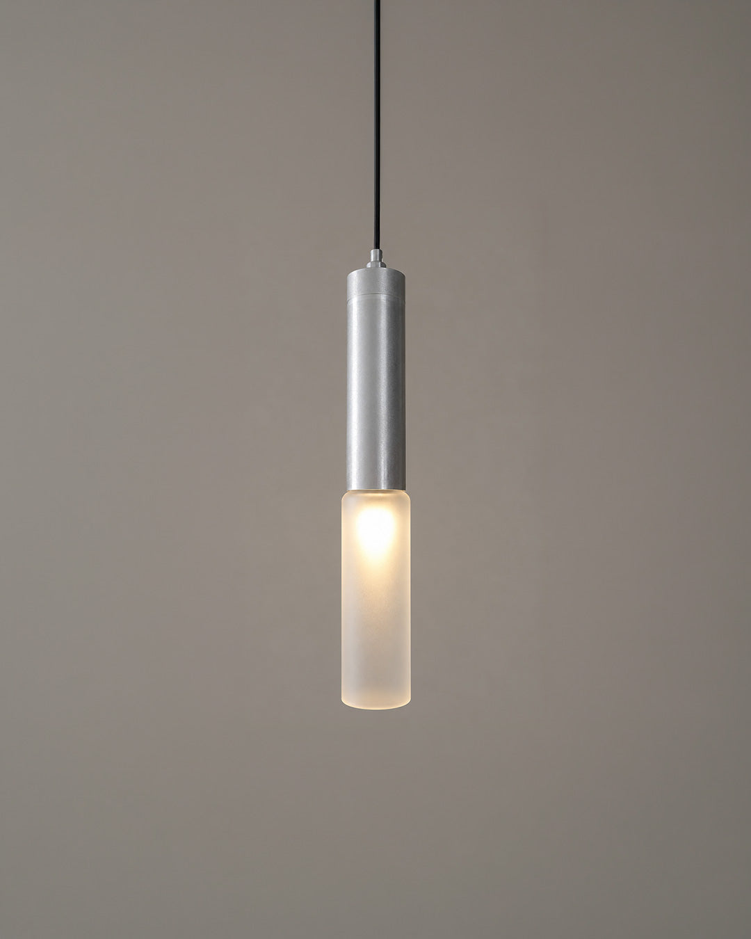 Vela Pendant