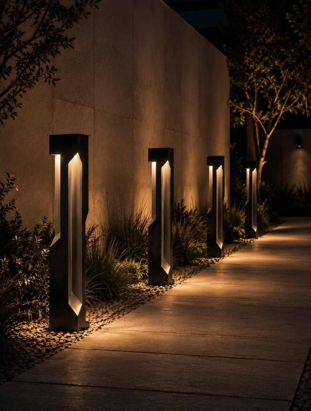 Patio Floor Lamp – Modern Outdoor Stainless Steel Lighting