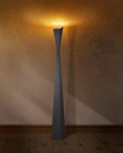 Load image into Gallery viewer, Aura - Floor Lamp

